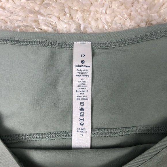 Lululemon shirt size 12 - Picture 3 of 6